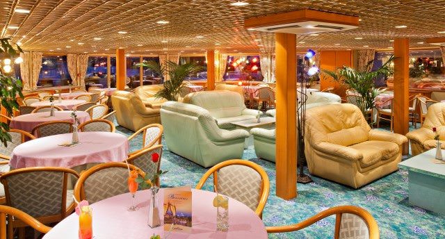 Decor and public rooms aboard the Beethoven are bright and airy. Photo courtesy of CroisiEurope. 