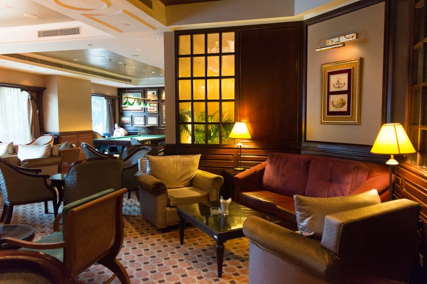The Gallery Bar at the Sule Shangri-La. Hemingway would approve. Photo © 2015 Aaron Saunders